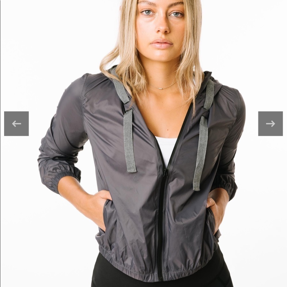 NWT Zyia gray Hoodie Drawstring light windbreaker XL